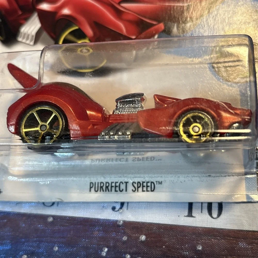 New (8) Hot Wheels Cool Classics‎ Diecast Car